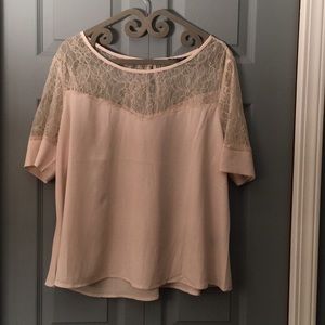 Sweetheart cream lace XL top Unique Spectrum
